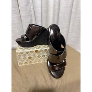 Charles by Charles David Metallic pewter‎ Wedge Heel Platform Sandals 7.5M sexy